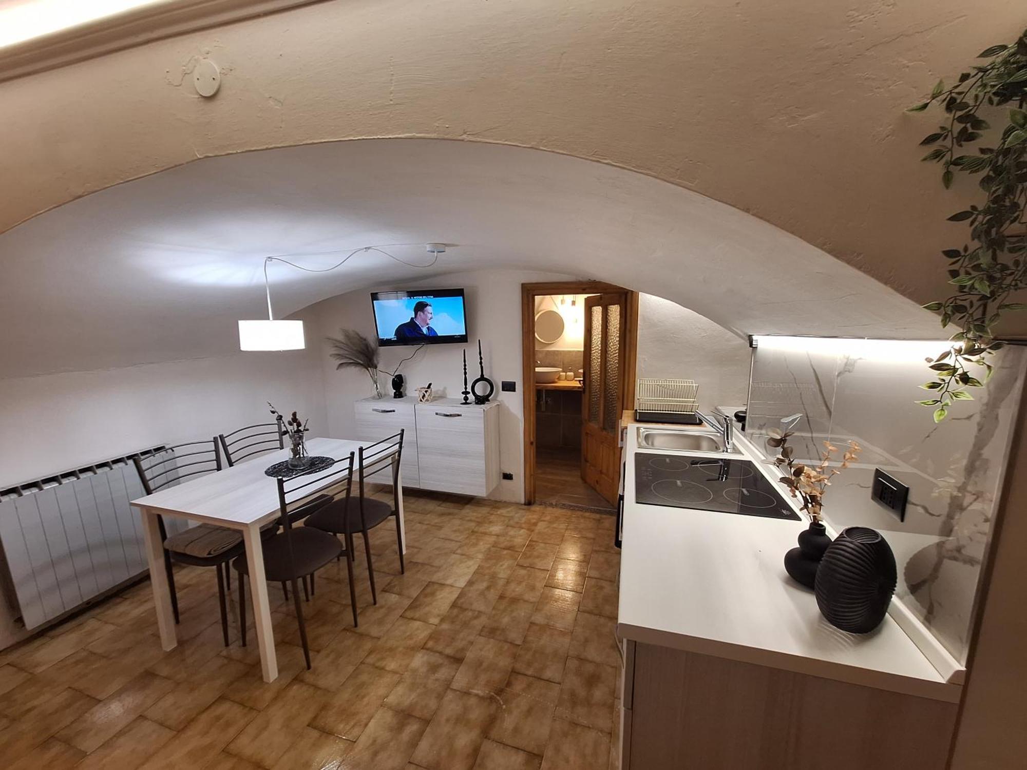 La Casa Del Gigante Frassino Lägenhet Acceglio Exteriör bild
